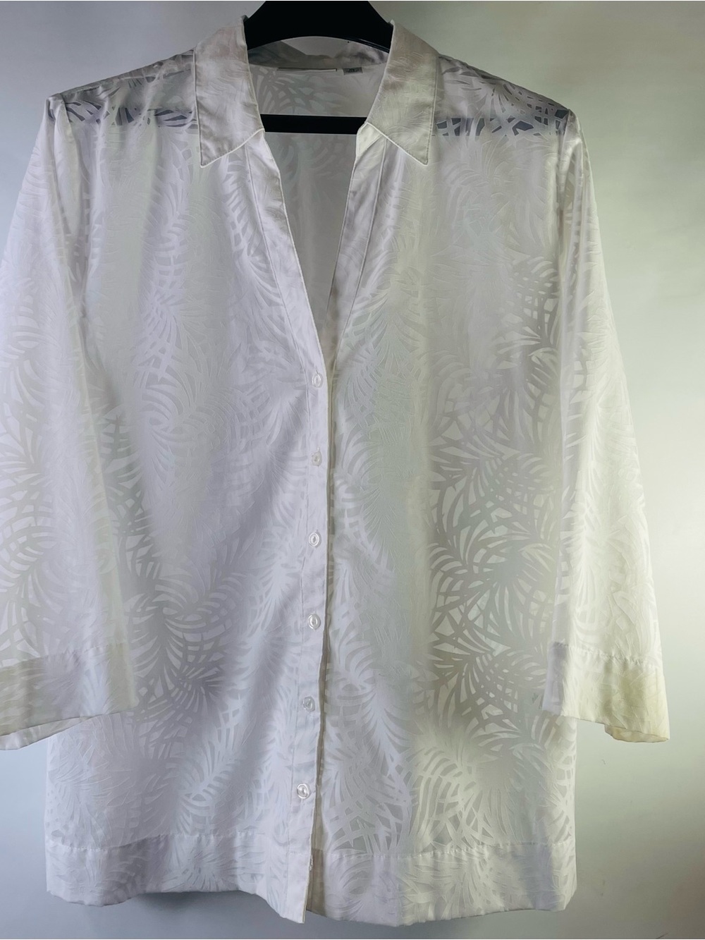 Vintage Studio Works White Satin Jacquard Button-Blouse sheer